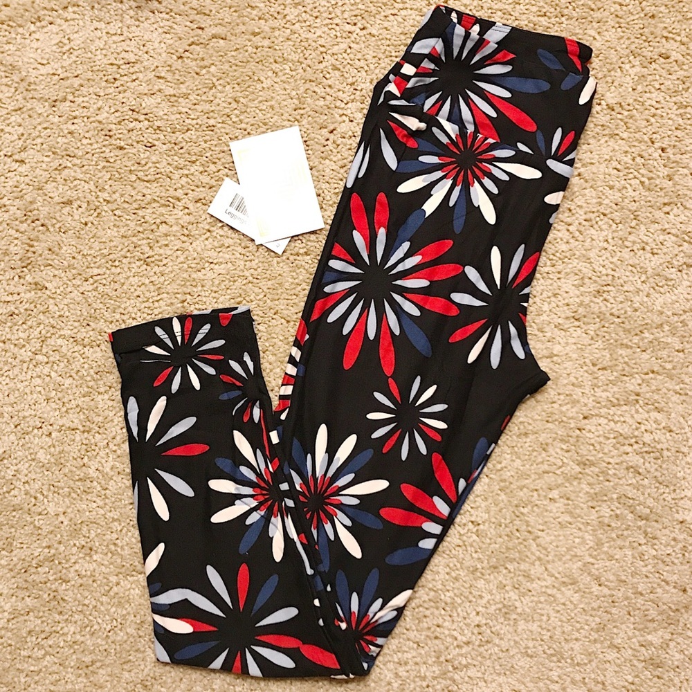 NWT LaLaRoe Red, White & Blue One Size Leggings
